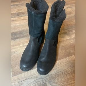 Sorel Emelie Fold over Leather/Suede Boots size 9.5